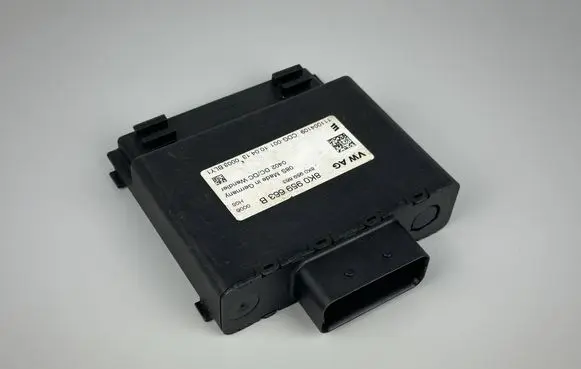 Audi A6 S6 C7 4G Voltage converter/converter module 8K0959663B 111004109 8K0959663