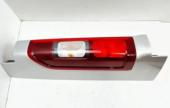 Renault Trafic III (X82) Rear/tail lights 93454149