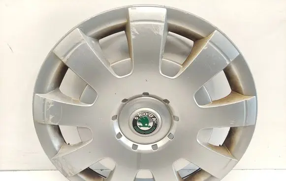 Skoda Superb B6 (3T) R16 wheel hub/cap/trim 3T0601147 CDB800001 3T0601147MHB