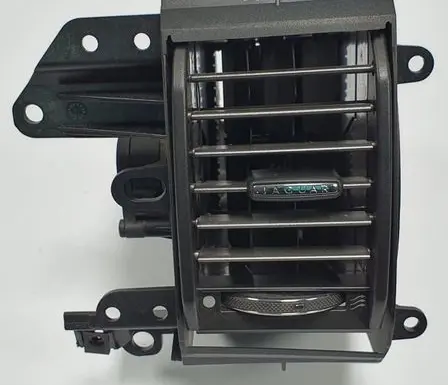 Jaguar XF X250 Dash center air vent grill 8X23-19K617-AJ