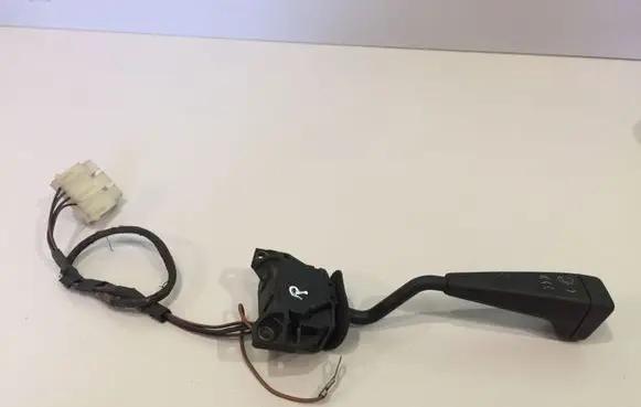 BMW 3 E30 Wiper control stalk 8370