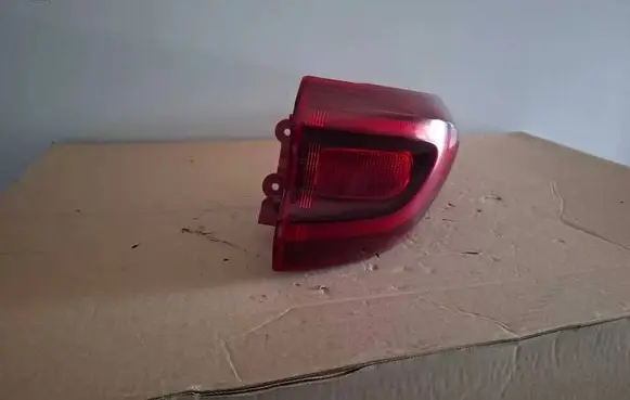 KIA Sportage Rear/tail lights R250RR02 92402F1500