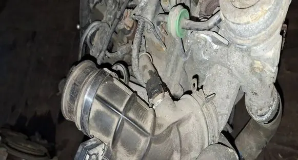 Toyota Yaris Air intake hose/pipe 