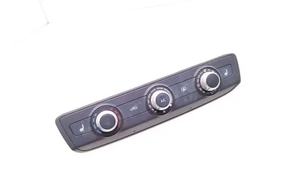 Audi A3 S3 8V Climate control unit 8V0820047E
