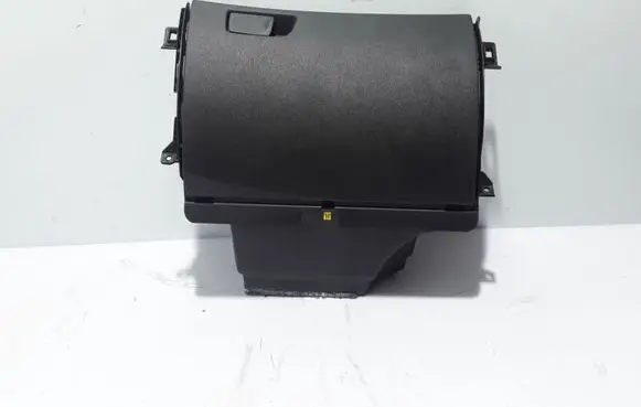 Renault Megane IV Glove box 685008563R