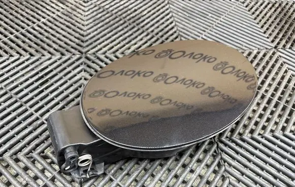 Alfa Romeo Giulia Fuel tank cap C982