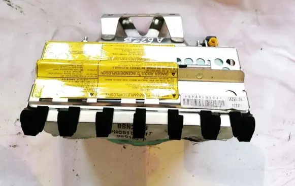 Mitsubishi Lancer Passenger airbag 1022865