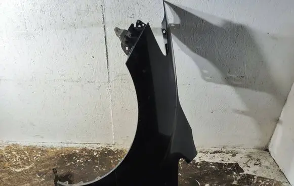 Mazda CX-7 Fender 