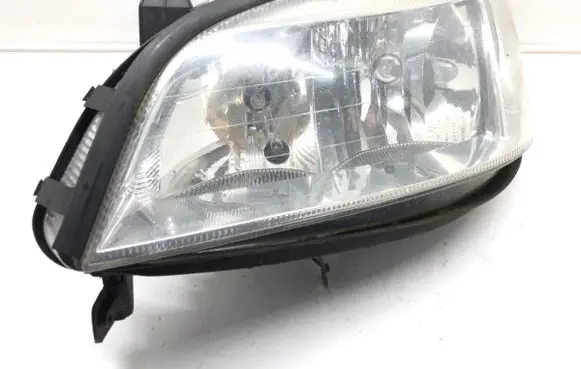Opel Zafira A Headlight/headlamp 90582021