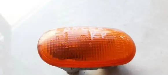 Mitsubishi Colt Front fender indicator light 6R0191048