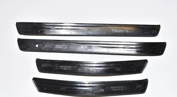BMW 5 E60 E61 sill trim set (inner) 7074512 7034306