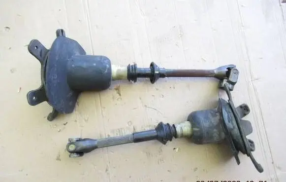 Renault Clio III Steering wheel axle 02052026