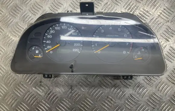 Subaru Forester SF Speedometer (instrument cluster) 0197007 NSG710E 0101740705856