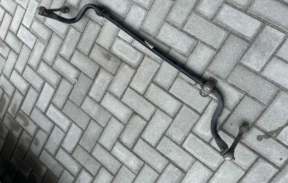 Audi A8 S8 D4 4H Front anti-roll bar/sway bar 4H0411309