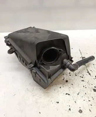 Air filter box