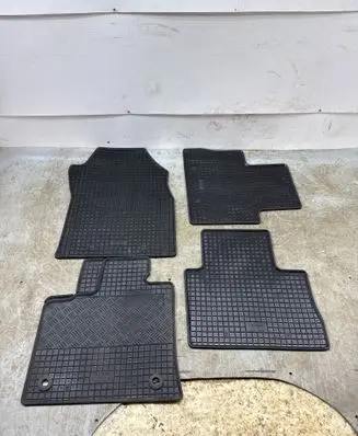Toyota RAV 4 (XA50) Car floor mat set 