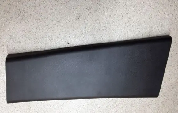 Land Rover Range Rover Sport L320 (B) pillar trim (bottom) 632240042