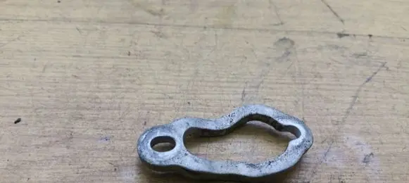 Volvo S60 Fuel Injector clamp holder
