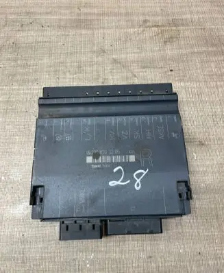 Mercedes-Benz S W220 Seat control module 2208203285