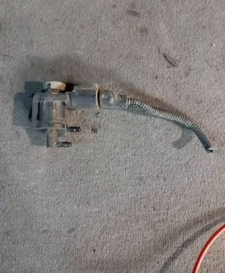 Volkswagen Golf IV Turbo solenoid valve 1J0906283C