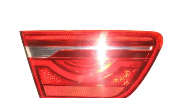 Jaguar XE Tailgate rear/tail lights GX7315K273BG