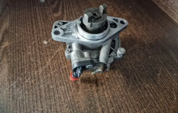 Vacuum pump