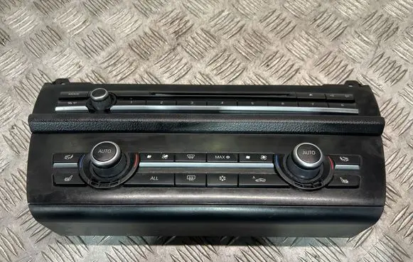 BMW 5 F10 F11 Climate control unit 9263746