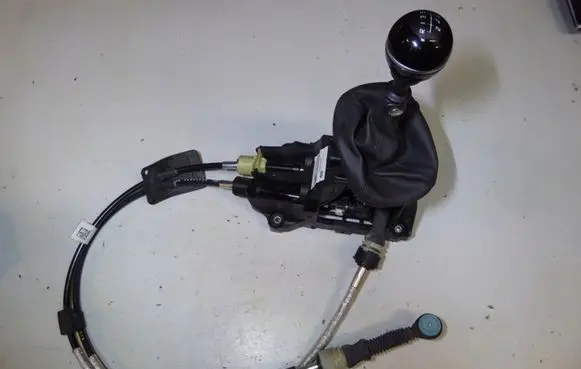 Fiat 500X Gear shifter/selector 005029444940