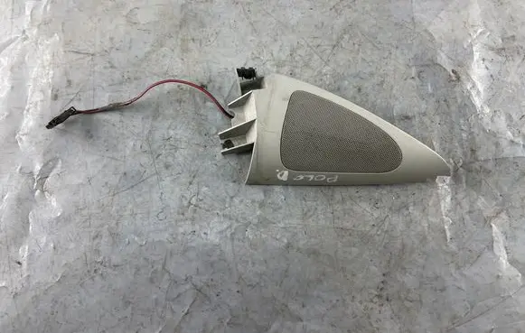 Volkswagen Polo III 6N 6N2 6NF Front door high frequency speaker 6N0837986B