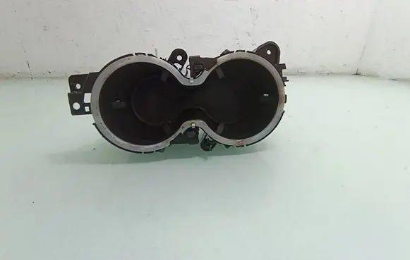 Jeep Grand Cherokee Cup holder front X90018100BL