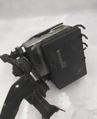 Mercedes-Benz ML W164 ABS Pump A2515450832 00402290C1 3DC6B27049