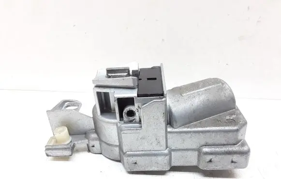 Volvo V70 Steering wheel lock P31340734