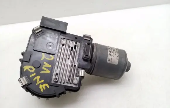 Mercedes-Benz E W211 Wiper motor A2118200442 0390241801