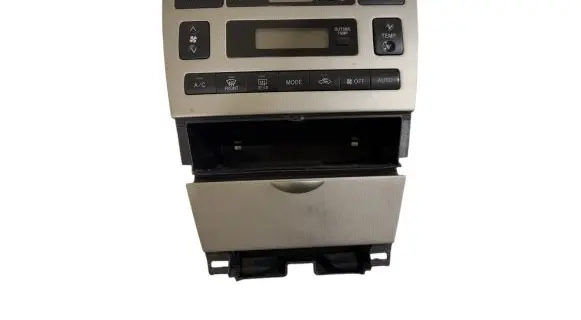 Toyota Corolla E120 E130 Climate control unit 5593013070