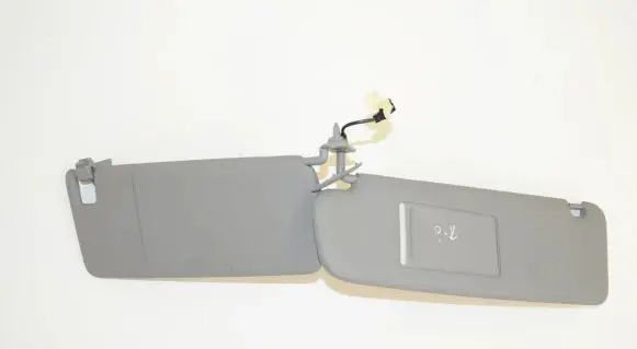 Volkswagen Touareg I Sun visor 7L6857551