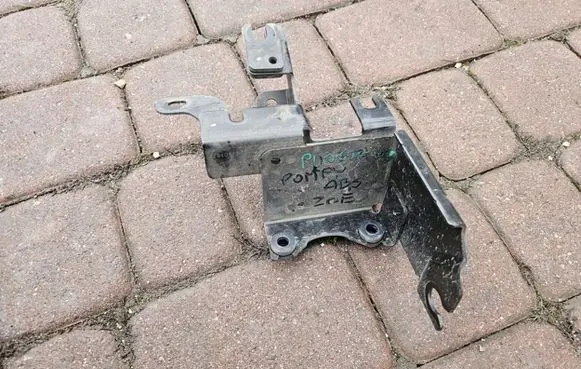 Renault Zoe ABS pump bracket 478401737R