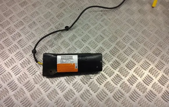 Land Rover Discovery 4 - LR4 Seat airbag ah22611d32aa