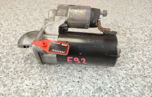 BMW 3 E90 E91 Starter motor 7796892 00001115046