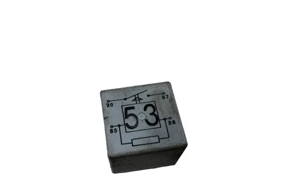 Volkswagen Golf V Other relay 141951253B 20240072