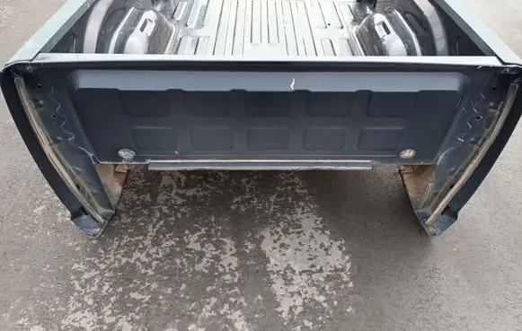 Dodge RAM 1500 DS Pickup box 