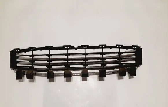 Renault Megane II Front bumper lower grill