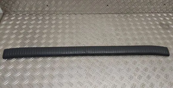 Toyota RAV 4 (XA20) Trunk/boot sill cover protection 5838742020