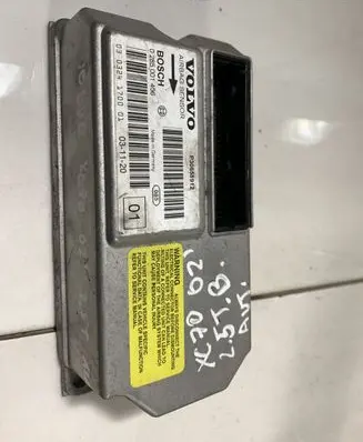 Volvo XC70 Airbag control unit/module P30658912