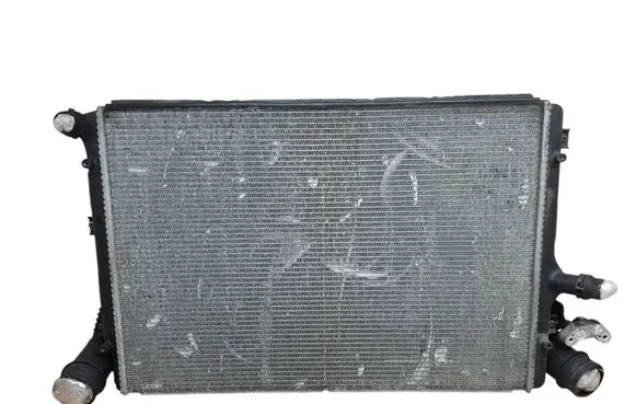 Volkswagen Golf V Radiator set 1K0121251AB 1K0820411J
