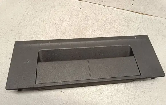 Skoda Superb B8 (3V) Trunk/boot storage box wall 3V5867145A