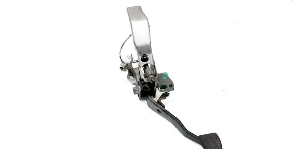 Toyota RAV 4 (XA30) Brake pedal