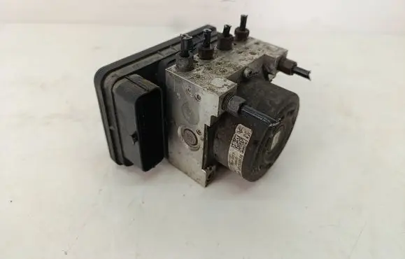 Peugeot 301 ABS Pump 9810293180