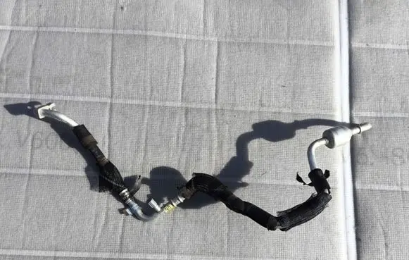 Fiat Tipo Air conditioning (A/C) pipe/hose 52043088