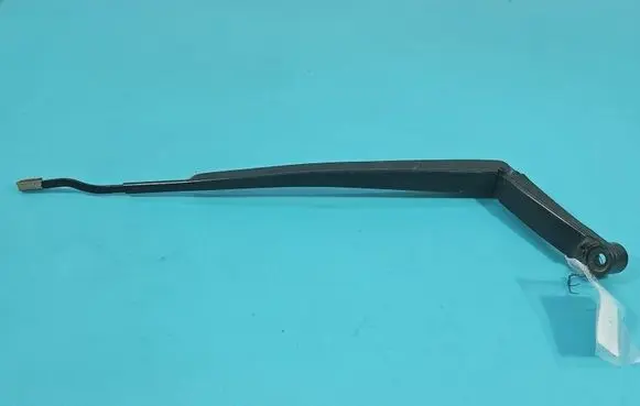 Toyota RAV 4 (XA40) Windshield/front glass wiper blade IMPRK1562465