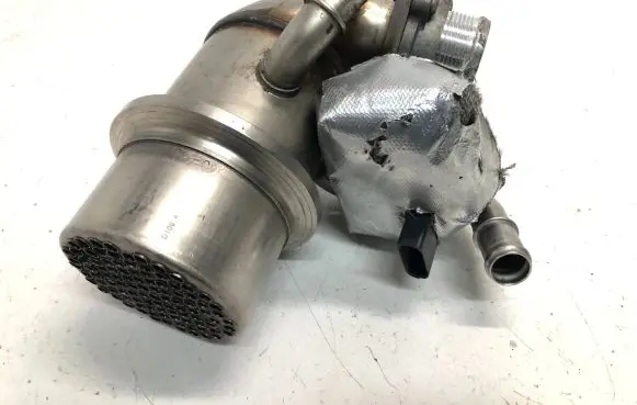 Audi A3 S3 8V Throttle valve 04L131501M 04L131512BG